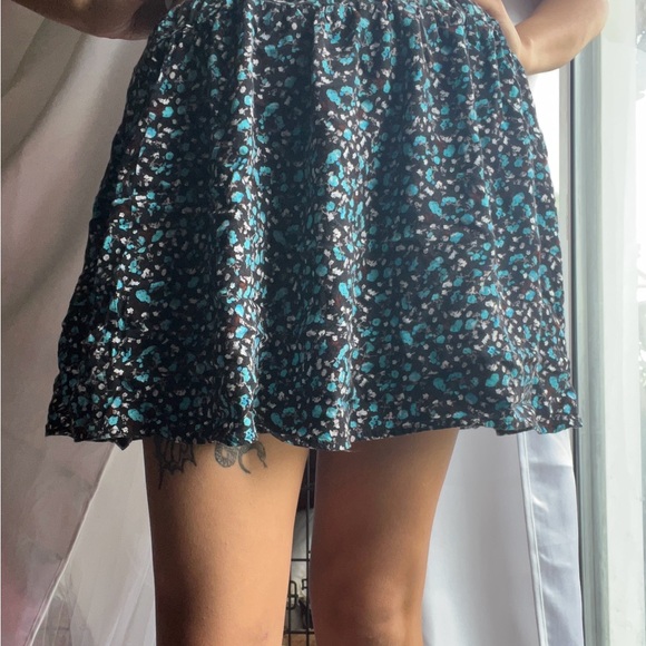 Forever 21 Black and Blue Floral Skirt - Picture 1 of 1